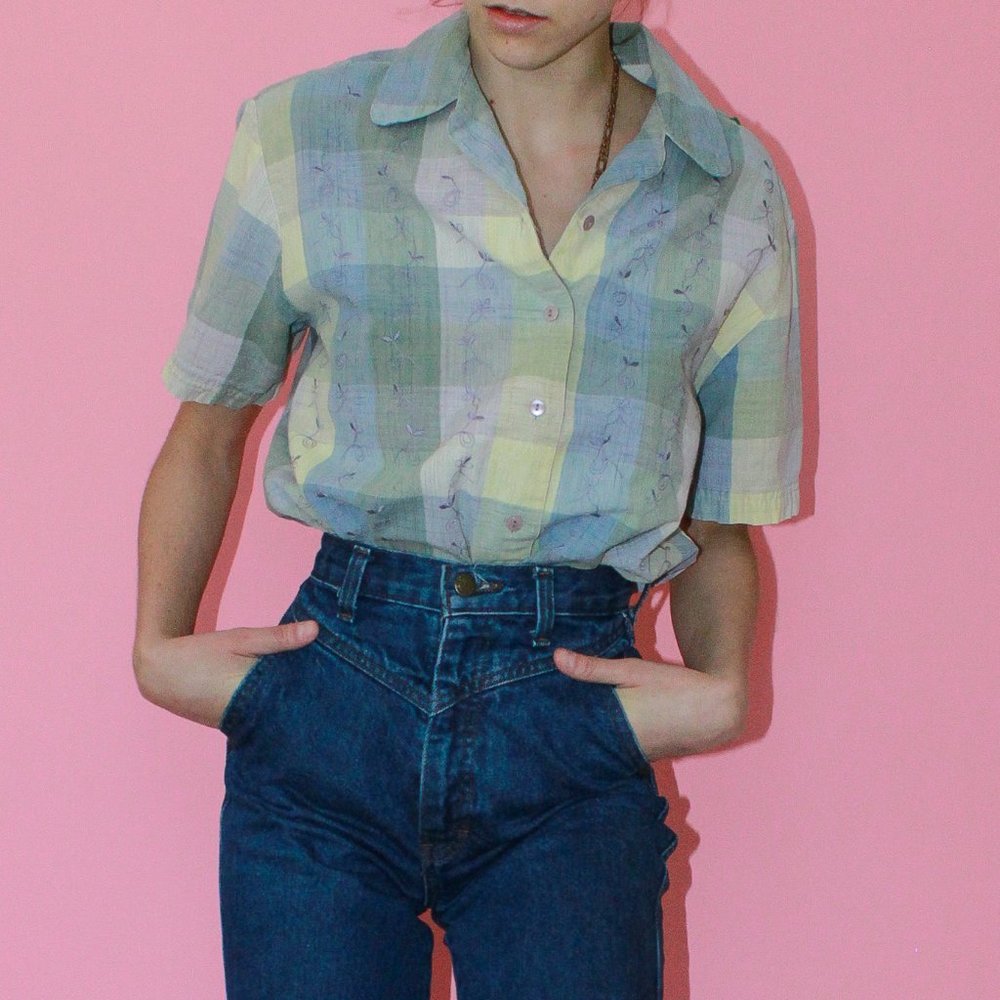 Vtg Linen Plaid Embroidered Pastel Button-Up Shirt - Picture 2 of 8